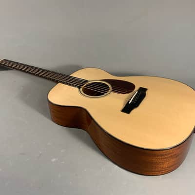 Collings 001 14-Fret 2020 Natural image 3