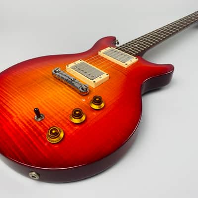 Hamer Studio Sunburst - I want you to want me- 1994 Cherry image 2
