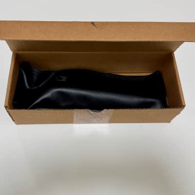 Shure Axient AD2 Digital Wireless Microphone with Beta58 Capsule in Original Box - Black image 14