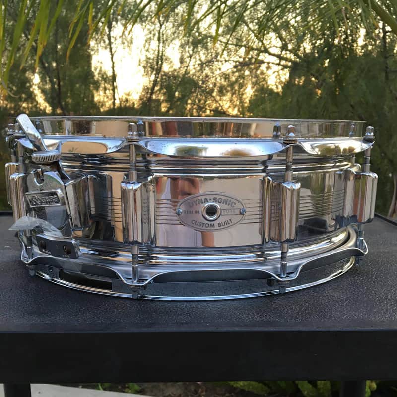 Rogers "7-Line" Dyna-Sonic 5x14" Chrome Over Brass Snare Drum with Beavertail Lugs 1963-1967 image 5