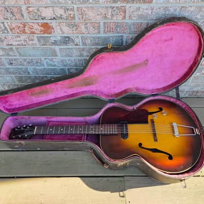 Vintage Circa 1946 Gibson ES-150 Script Logo Electric Archtop Guitar w/ Hardshell Case! image 2