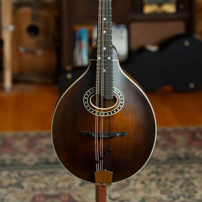 Eastman MD304 Spruce/Maple A-Style Oval Hole Mandolin #4581 image 3