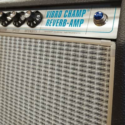 Fender '68 Custom Pro Vibro Champ Reverb 5-Watt 1x10" Guitar Combo image 5