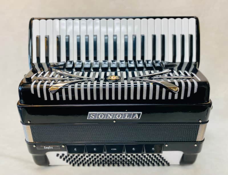 SONOLA EMPIRE 4-REED (LMMH) ACCORDION WITH MICROPHONE | Reverb