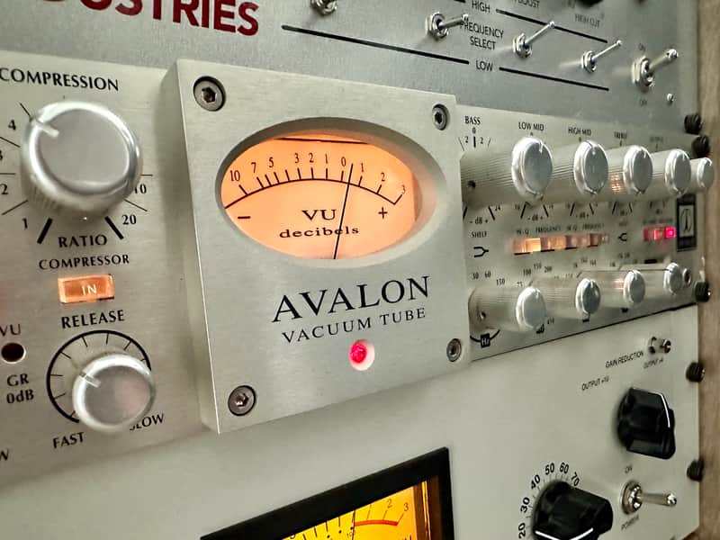 Avalon VT-737sp Tube Channel Strip