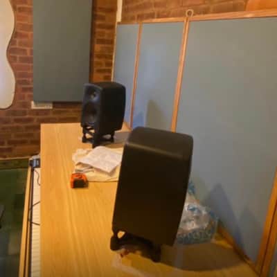 Genelec M040 6.5" Powered Nearfield Studio Monitor (Pair) 2013 - 2021 - Black image 5