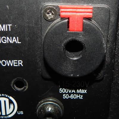 Tannoy V8 monitor speakers image 8