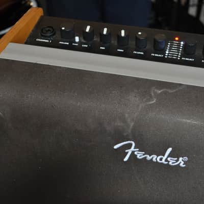 Fender 100W Acoustic Guitar Amp with Bluetooth Speaker, Natural Blonde image 4