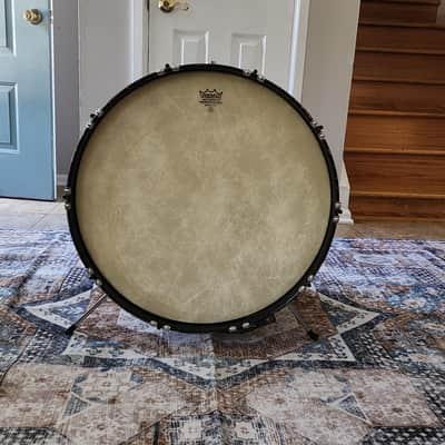 Ludwig Clubdate Spotlight 60's bass drum - Blue silver duco laquer-22x14 with Speedmaster pedal image 2