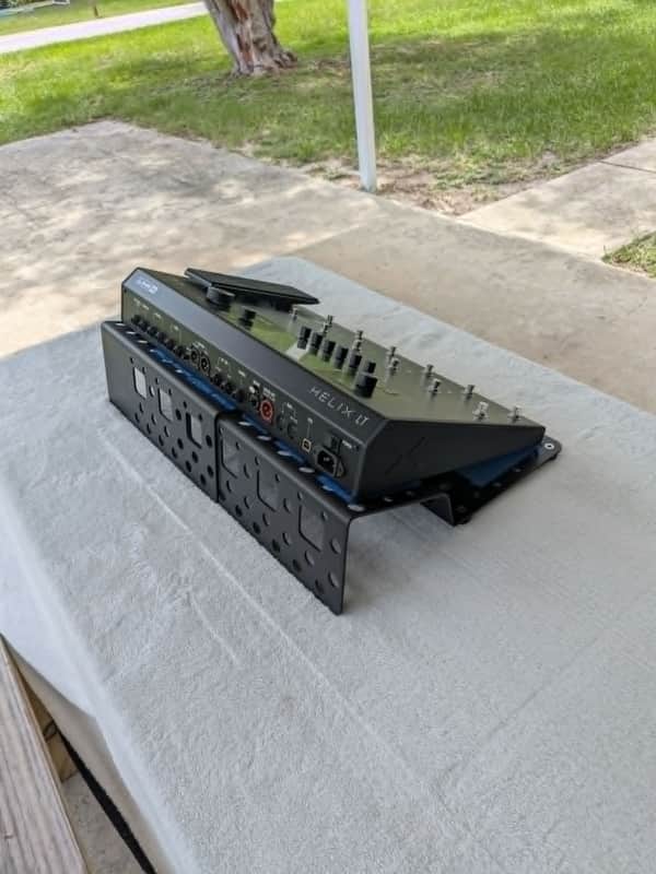 Line 6 Helix LT 2017 - Present - Black /// With $200 Holey Board Base image 1