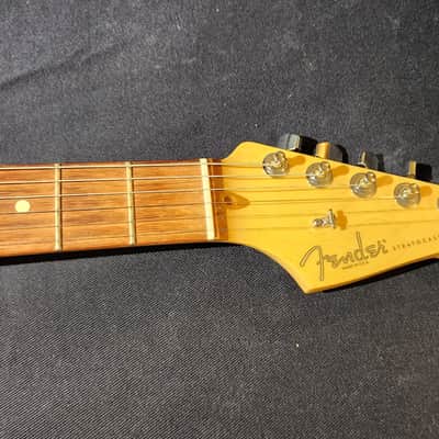2011 Fender American Standard Stratocaster with Rosewood Fretboard - Sienna Sunburst image 13
