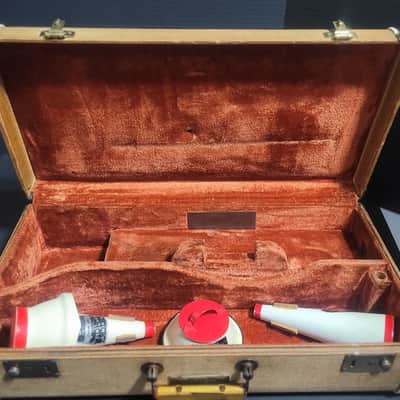 Getzen SUPER DELUXE TRUMPET -Copra -COPPER-BELL , Mouthpiece 3 Mutes & Original Case image 21