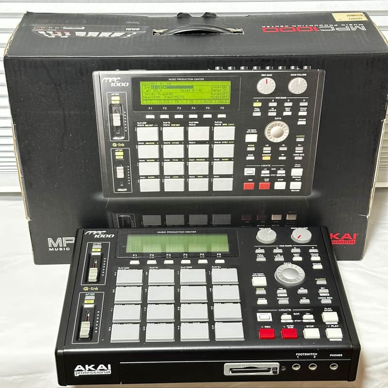 Akai MPC1000 Music Production Center image 1