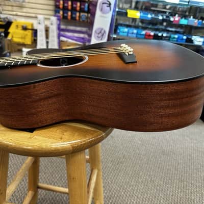 Martin 000C Jr-E Bass Junior Short Scale Acoustic/Electric Burst w/ Case image 16