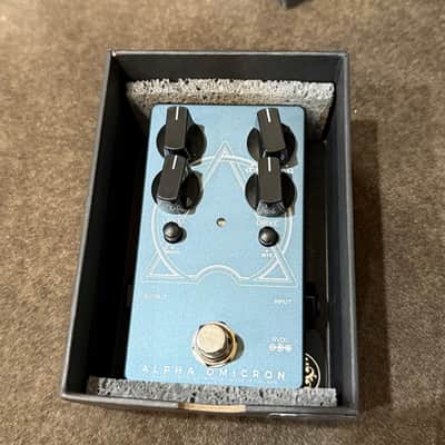 Open Box - Darkglass Electronics Alpha Omicron bass overdrive distortion Preamp pedal image 3