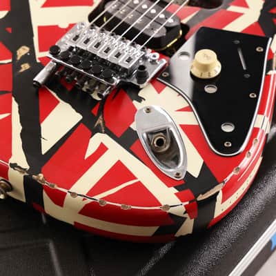 EVH Striped Series Frankie Red/White/Black Relic 2021 image 10