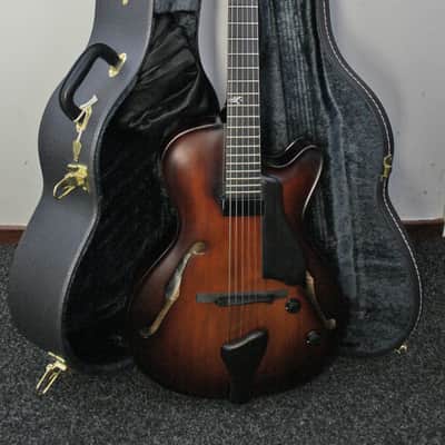 Landscape AR201 "Antique Violin" image 7