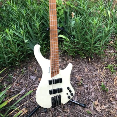 Ibanez EHB1000-PWM Bass Workshop 2020 - Present - Pearl White Matte image 1