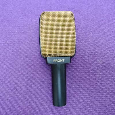 Sennheiser MD 409 U3  Supercardioid Dynamic Microphone image 3