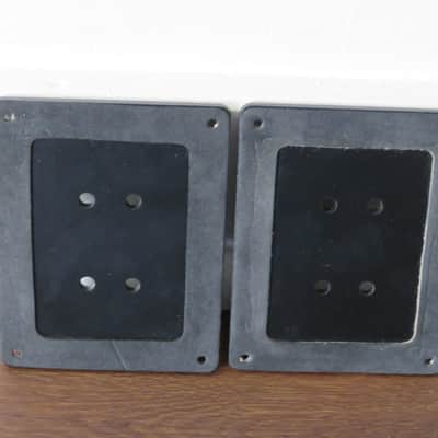 USED PAIR ELYTONE BLACK METAL SPEAKER TERMINAL PLATES image 2