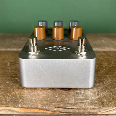 Universal Audio OX Stomp Dynamic Speaker Emulator 2023 - Present - Silver image 6