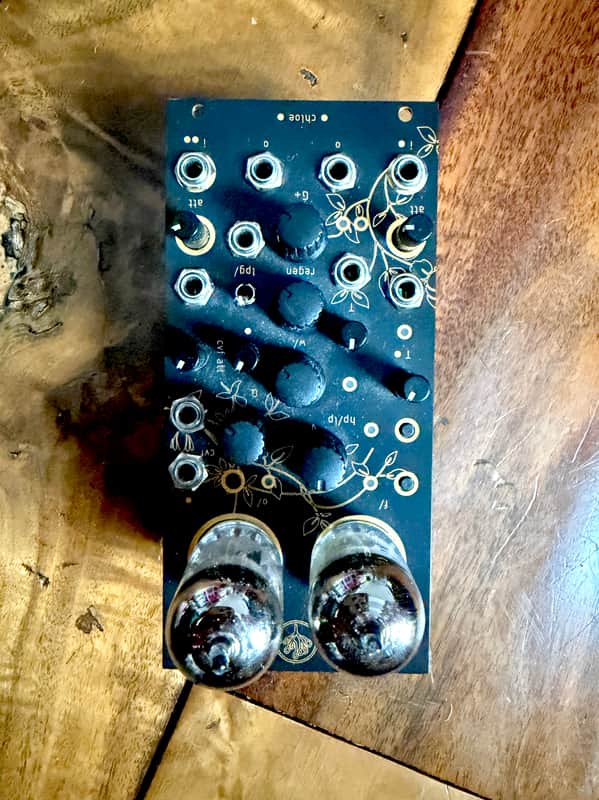 Bizarre Jezabel Chloe