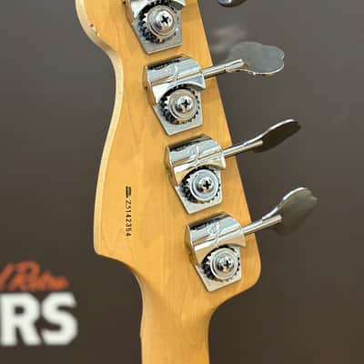 2005 Fender American Precision Bass image 7