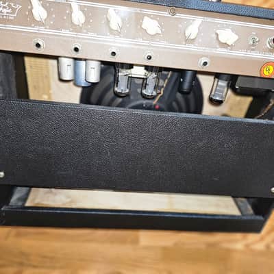 Fender-Regal R1160 Deluxe Style Tube Amp image 10