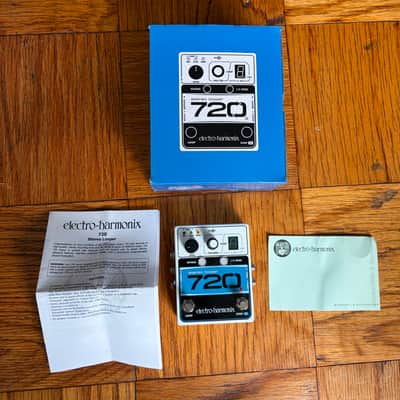 Electro-Harmonix 720 Stereo Looper 2015 - Present Black / White / Blue image 6