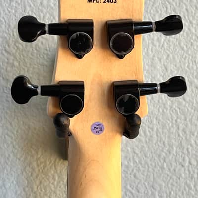 Kala U•BASS® Solidbody Fretless - Tobacco Burst image 6