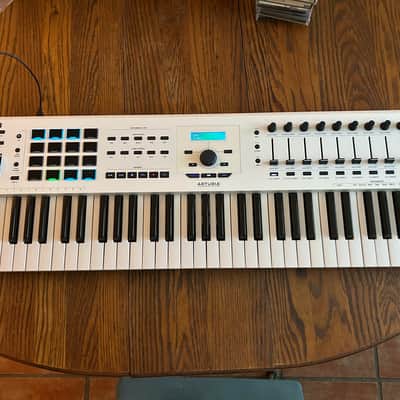Arturia KeyLab 61 MkII MIDI Controller