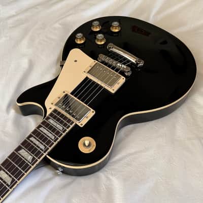 2023 Gibson Les Paul Standard - Ebony - Free Pro Setup image 6