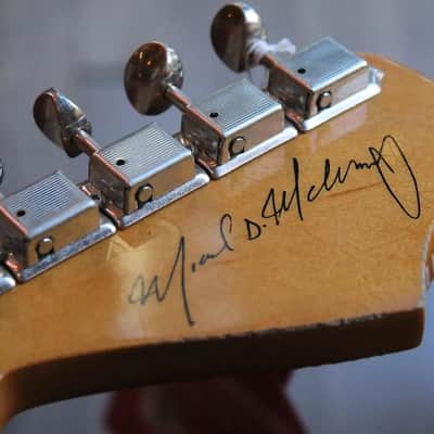 FENDER Mike McCready Signature Stratocaster 3-Color Sunburst Relic, HARDCASE, 3, 38 KG image 9