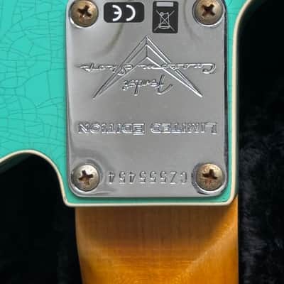 Fender Custom Shop '60 Reissue Heavy Relic Aged Seafoam Green Over 3-colour Sunburst image 9