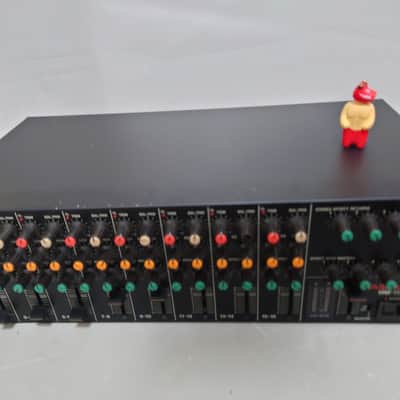 TASCAM MM-100 16-Channel Rackmount Line Mixer 1980s - Black image 3