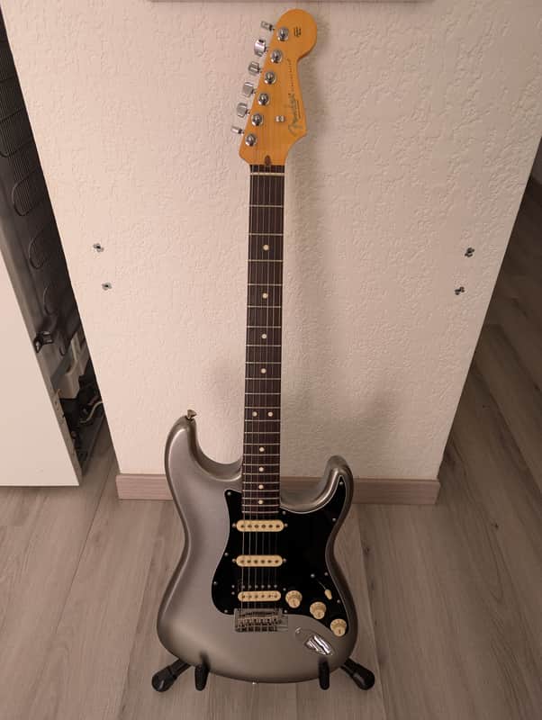 Fender American Professional II Stratocaster HSS with Rosewood Fretboard 2020 - Present - Mercury