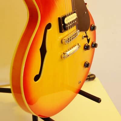Hondo Revival ES 935 1982 (Hard Case Included) image 8