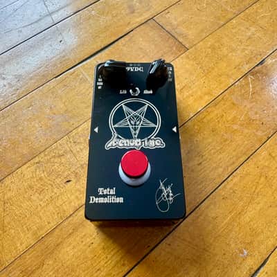 AMM Amplified Total Demolition V2 - Limited Edition 1 of 50 - Venom Inc Tony Dolan Signature image 1