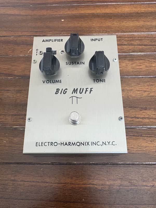Electro-Harmonix Big Muff Pi V1 (Triangle) | Reverb
