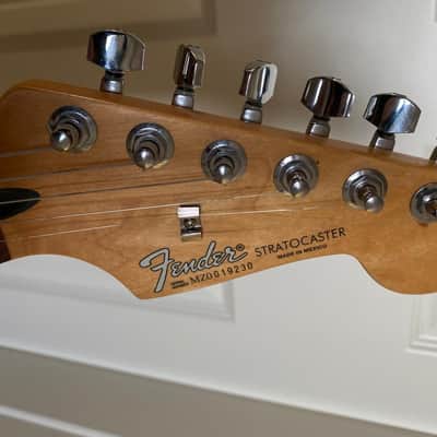 Fender Stratocaster Standard, Mexico 1998, Sunburst image 6
