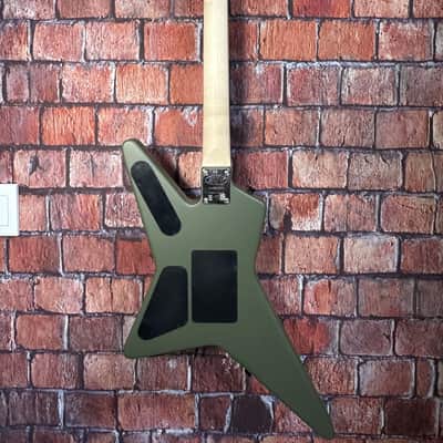 EVH LIMITED EDITION STAR in Matte Army w/ gig bag image 9