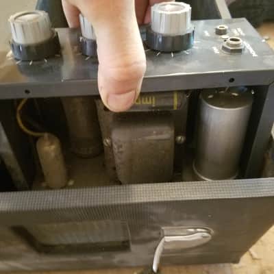 Voice of Music 10 Watt 166-A Mono Tube Amplifier Combo Jensen 6x9 AlNiCo woofer tweeter guitar 8809 8810 1958 Grey Cream image 7