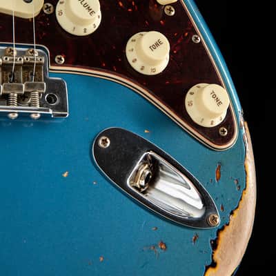 Fender Custom Shop LTD 1961 Heavy Relic Stratocaster Lake Placid Blue Over 3 Tone Sunburst image 7