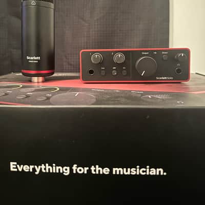 Focusrite Scarlett Solo 4th Gen USB Audio Interface Studio Bundle 2023 - Present - Red image 2