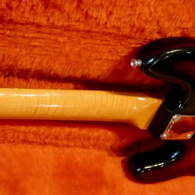 1983 Fender Precision 1962 Fullerton Reissue two tone sunburst OHSC image 10