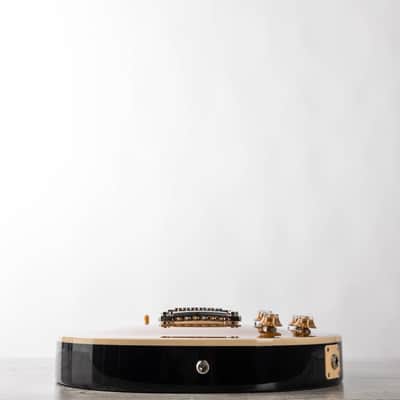 Gibson Slash "Victoria" Les Paul Standard, Goldtop | Demo image 12