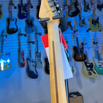 Fender Player II Stratocaster Electric Guitar - Aged Cherry Burst with Maple Fingerboard Auth Deal Free Ship! 678 FREE PLEK! image 9