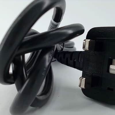International power cord - about 6ft - BS1363 to C13 image 3