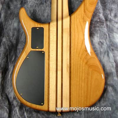 Peavey Cirrus 4 Red Oak Bass image 4