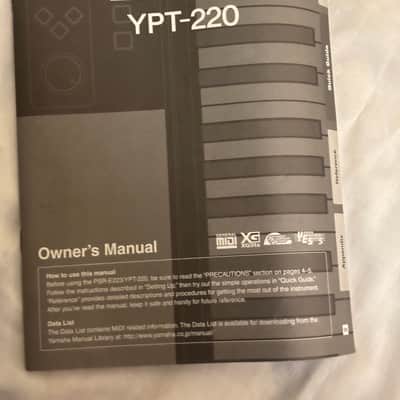 Yamaha YPT-220 Digital Keyboard WORKS w/Box, Manual, + Power Supply image 9